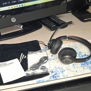BWireless Bluetooth Headset